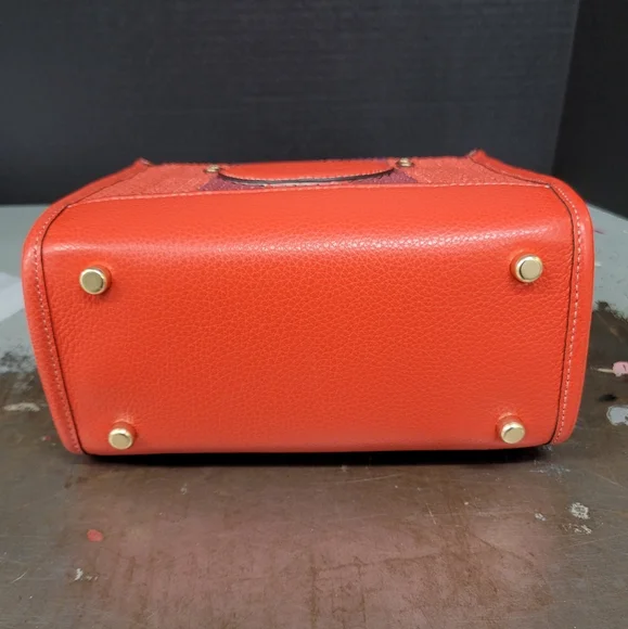 NWT Coach Dempsey Straw Leather Tote 22 with Coach Patch Miami Red CA291 - Picture 7 of 10